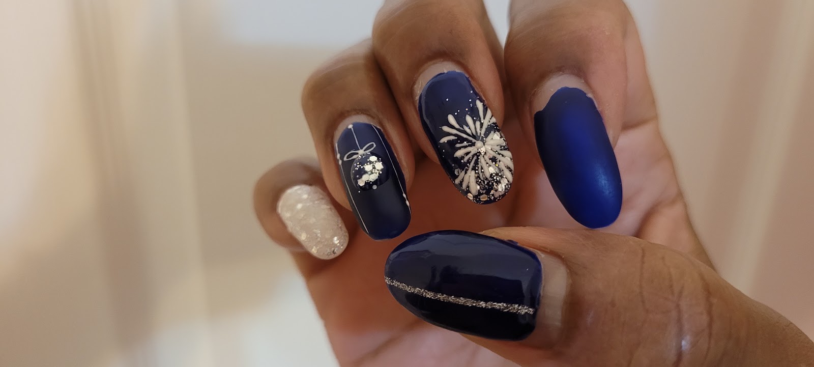Liquidglamm Nails & Beauty Bar nail photo 6